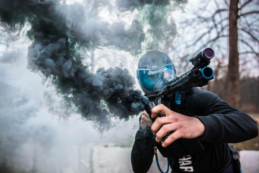 ASA Airsoft joueur de Speedsoft avec Grenade fumigène couleur noire